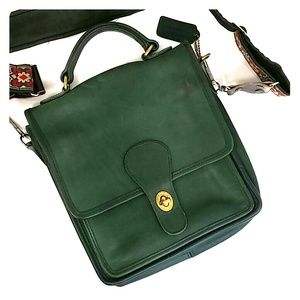 Vintage COACH purse-hunter green leather